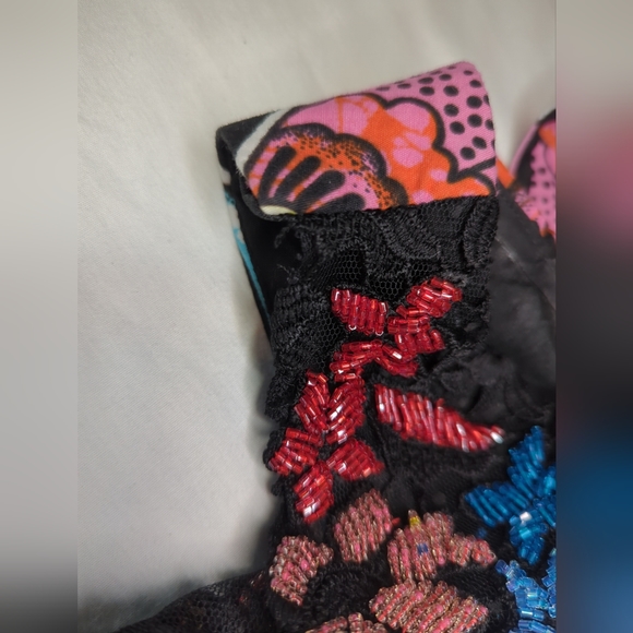 Beautiful Peplum Ankara Top, Floral Print And Beaded Chest Detail - Picture 16 of 16